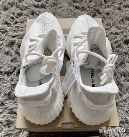 Кроссовки Adidas Yeezy Boost 350 v2 Cream White Кроссовки Adidas Yeezy Boost 350 v2 Cream White