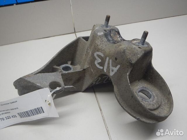 Кронштейн двигателя правый Audi Allroad quattro