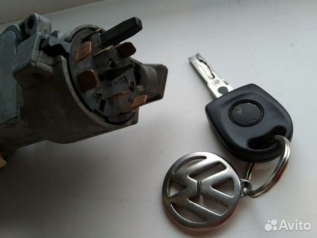Замок зажигания с ключом Volkswagen Passat B5/Golf Замок зажигания с ключом Volkswagen Passat B5/Golf
