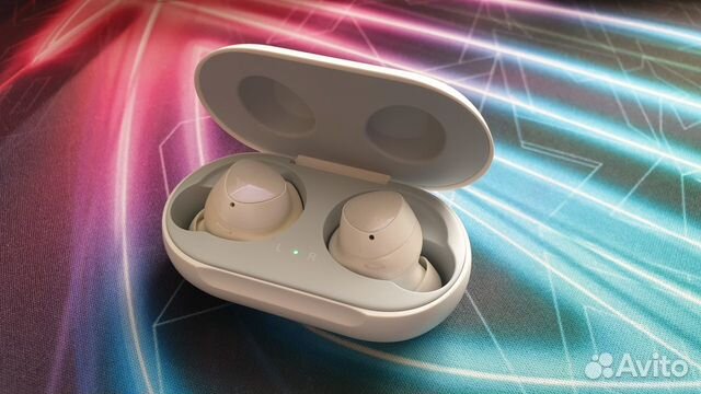 Samsung Galaxy Buds Samsung Galaxy Buds