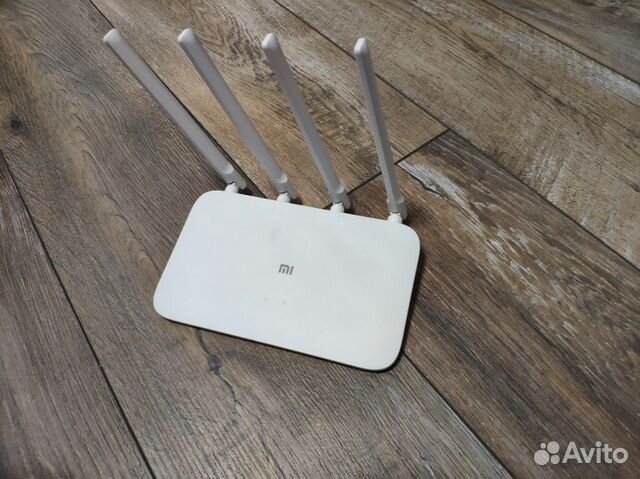 Роутер Xiaomi Mi Wi-Fi Router 4A Gigabit Edition Роутер Xiaomi Mi Wi-Fi Router 4A Gigabit Edition