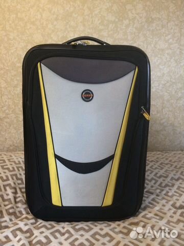 Чемодан на колесах Duffy Швеция большой Чемодан на колесах Duffy Швеция большой
