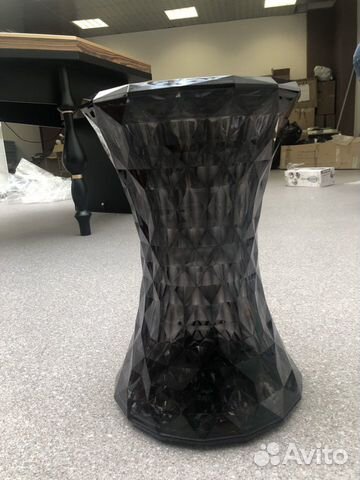 Табурет Stone amber от Kartell Табурет Stone amber от Kartell