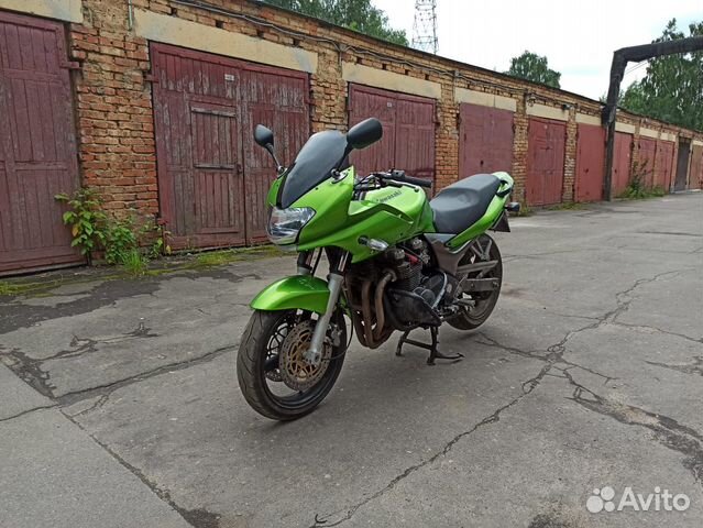 Kawasaki ZR 7s год 2004 Kawasaki ZR 7s год 2004