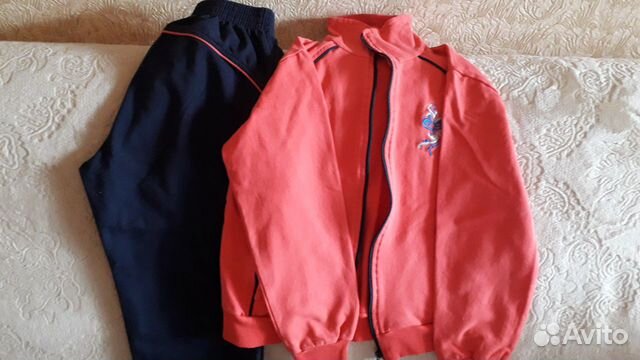 Костюм спортивный