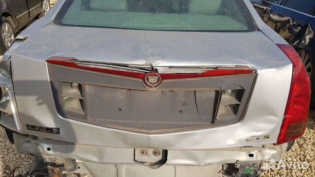 Крышка багажника на Cadillac CTS