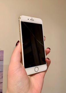 Телефон iPhone 6