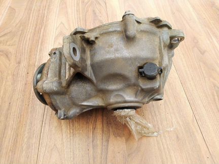 Редуктор передний Mercedes W221 W204 X204 X253