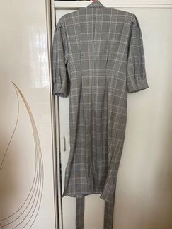 Платье фирмы Zara