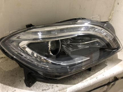 Фара на Мерседес мл 166 ml166 LED
