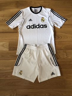 Форма студента Академии Футбола Реал Мадрид