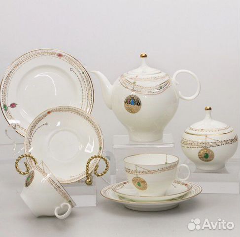 Сервиз чайный ’Золотой медальон’ ифз