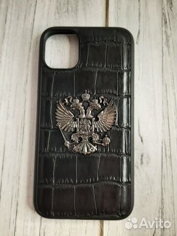 Кожаные чехлы на iPhone 11