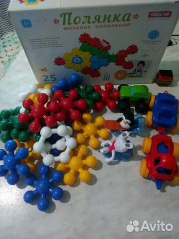 Разные конструкторы, мозаика, робот, пистолет