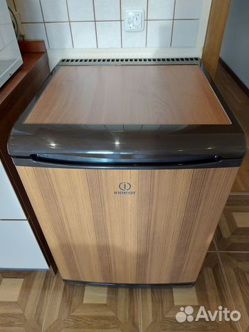 Холодильник Indesit MT08T, 12.2018гв, высота 85 см