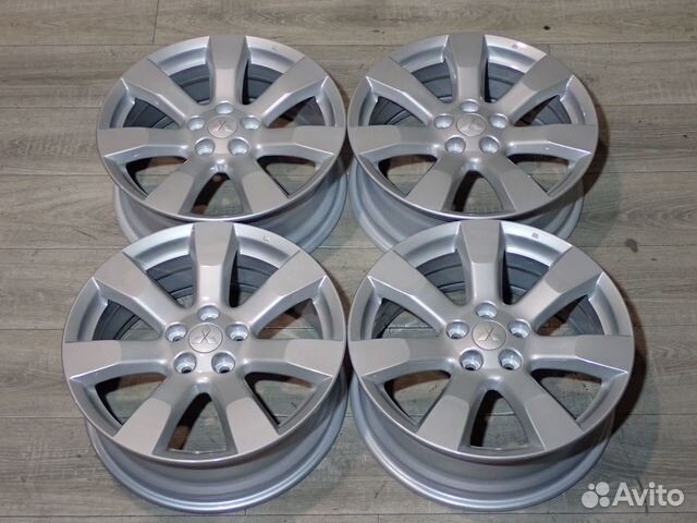 Оригинальные R18 диски Mitsubishi Outlander