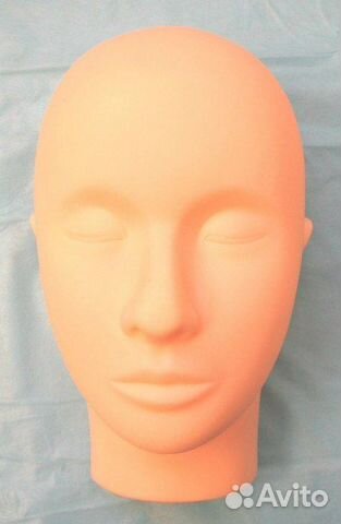 Манекен для тренировки мастеров при наращ. ресниц