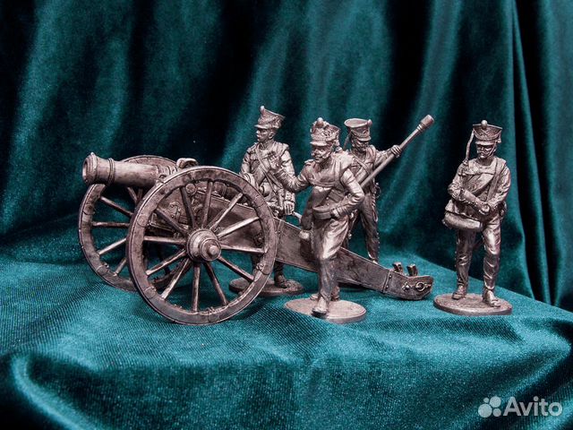 Оловянный солдатики 