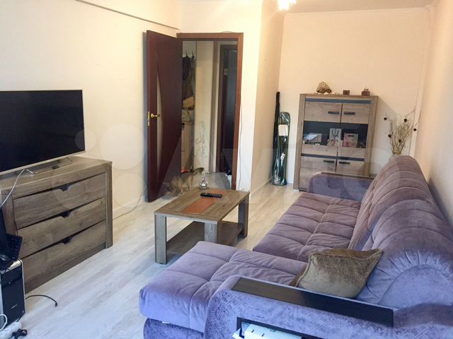 2-к. квартира, 52 м², 5/5 эт.