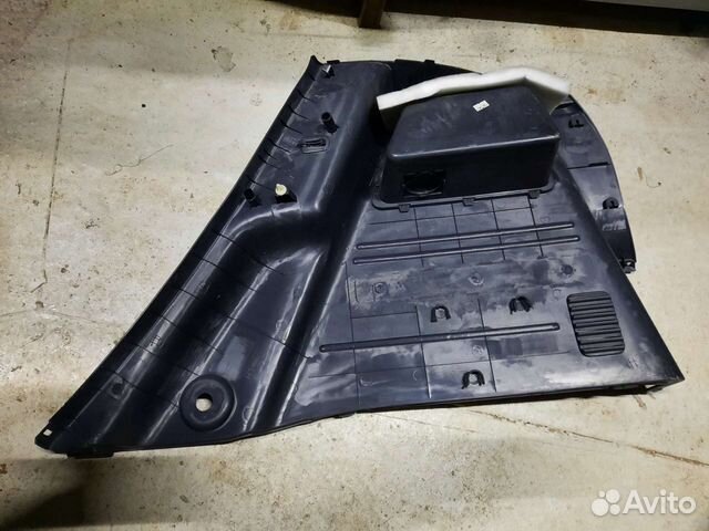 Левая обшивка багажника Хундай Гетц