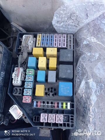 Блок Предохранителей хендай Элантра 3 XD