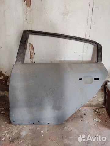 Задняя левая дверь от Kia RioX