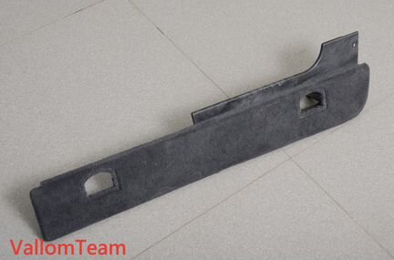 Лот T43 Обшивка багажника левая VW Touareg