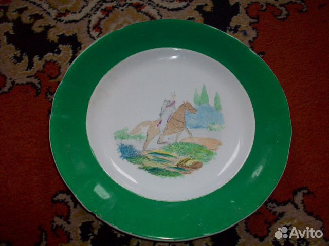 Тарелка 19 век Кузнецов Россия. Антиквариат