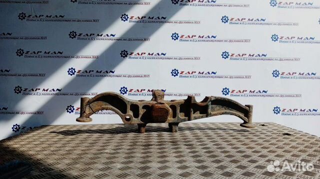 Кронштейн пневмоподушки левый Man Tga Tgs Tgx