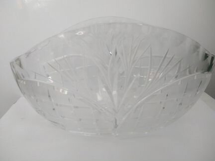 Хрусталь. Салатник, фужеры, штоф