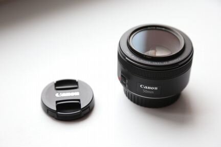 Canon EF 50mm f/1.8 STM (Портретник)