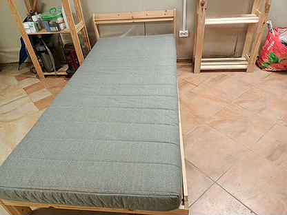 Кровать Икеа. 90х200. Реечное дно