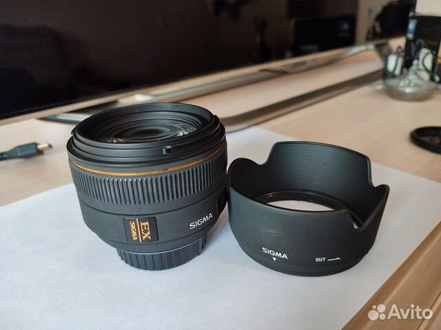 Объектив Sigma AF 30mm f/1.4 EX DC HSM для Nikon