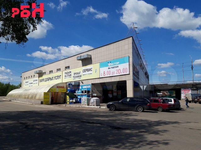 Продам здание магазина на 1-ой линии, 3355,7кв.м