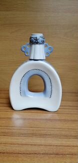 Фарфоровый графин и стопочка