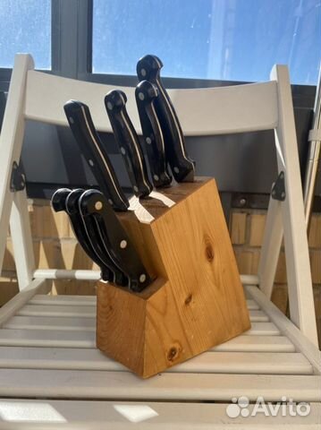 Набор кухонных ножей с подставкой