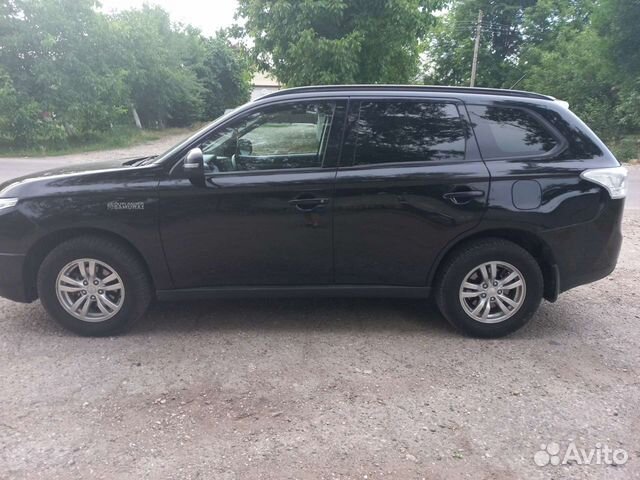 Mitsubishi Outlander 2.0 CVT, 2013, 14 000 км