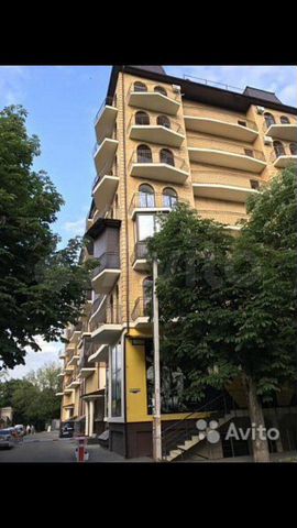 2-к. квартира, 72 м², 6/7 эт.