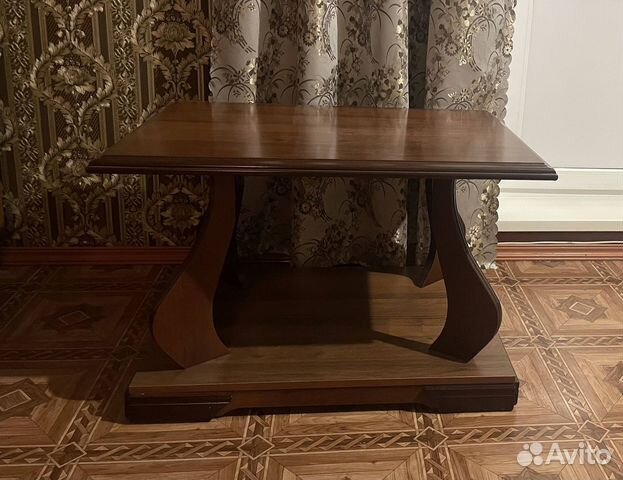 Журнальный стол