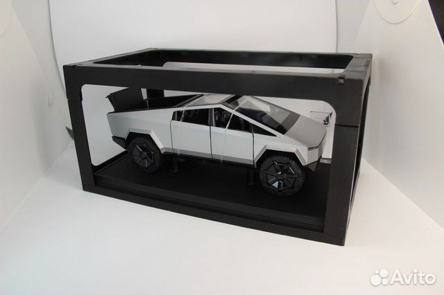 Металлическая машинка Tesla CyberTruck