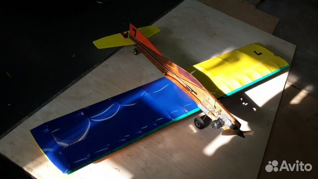 Кордовая пилотажная модель самолёта 