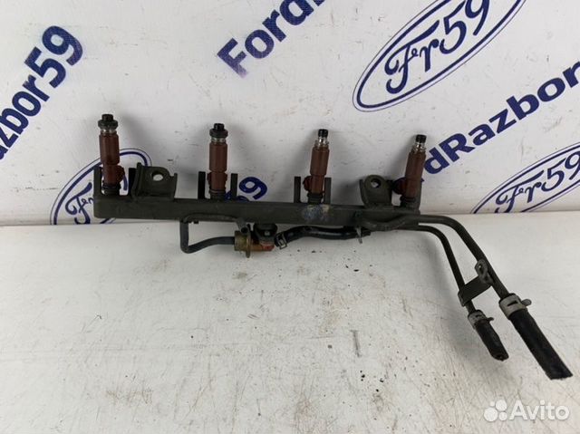 Рампа топливная Suzuki Liana ERC31S 1.6 (M16A)