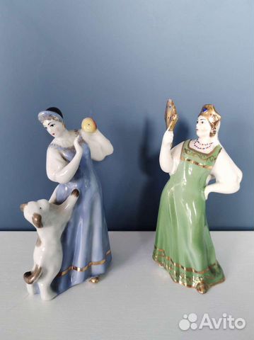Фарфоровая статуэтка 