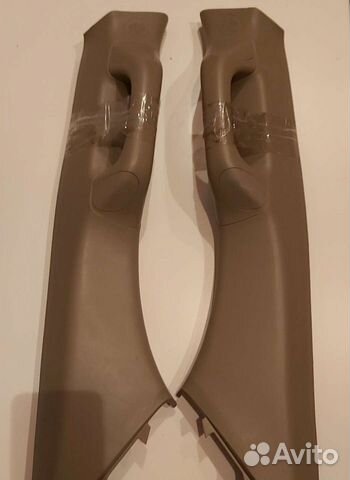 Накладка передняя на стойку кузова Toyota Tundra