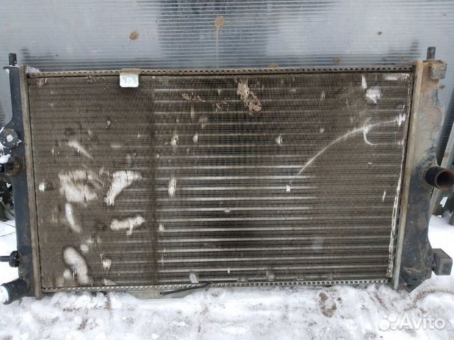 Радиатор охлаждения Opel Calibra