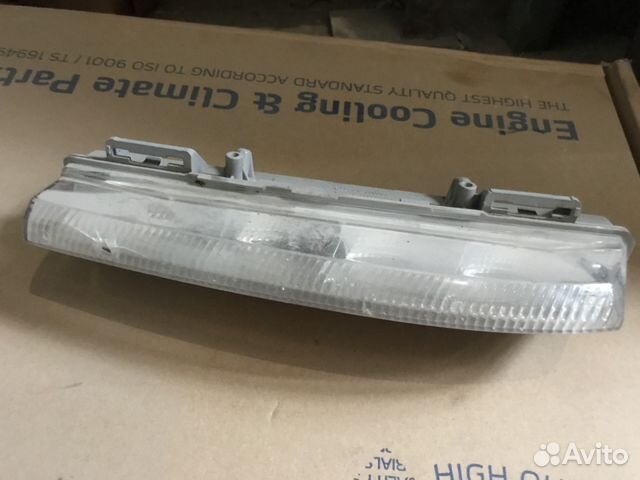 Ходовой огонь Левый (Мерседес C204) A2049068900