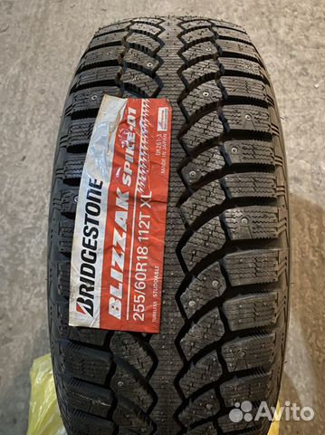 Bridgestone Blizzak Spike-01 255/60 R18