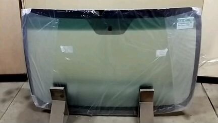 Стекло лобовое Nissan Note 2006-2013