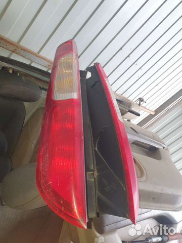 Ford Focus 2 хэчбек фонарь стоп сигнал