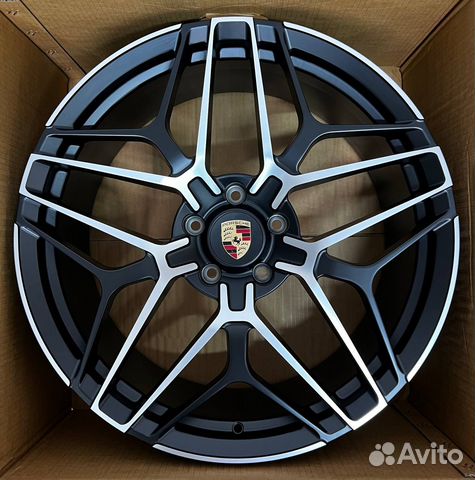 Кованые диски на Порше Каен 3 Porsche cayenne R22